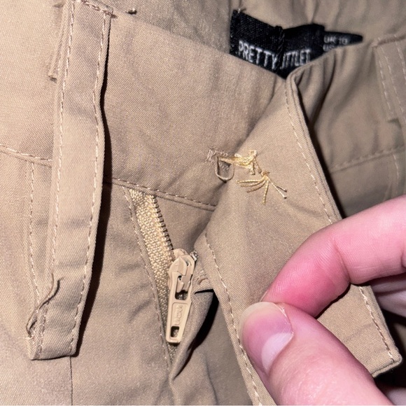 NWT 🏷️ Pretty Little Things Sand/Tan Woven Women’s Trouser Pants - Picture 4 of 8